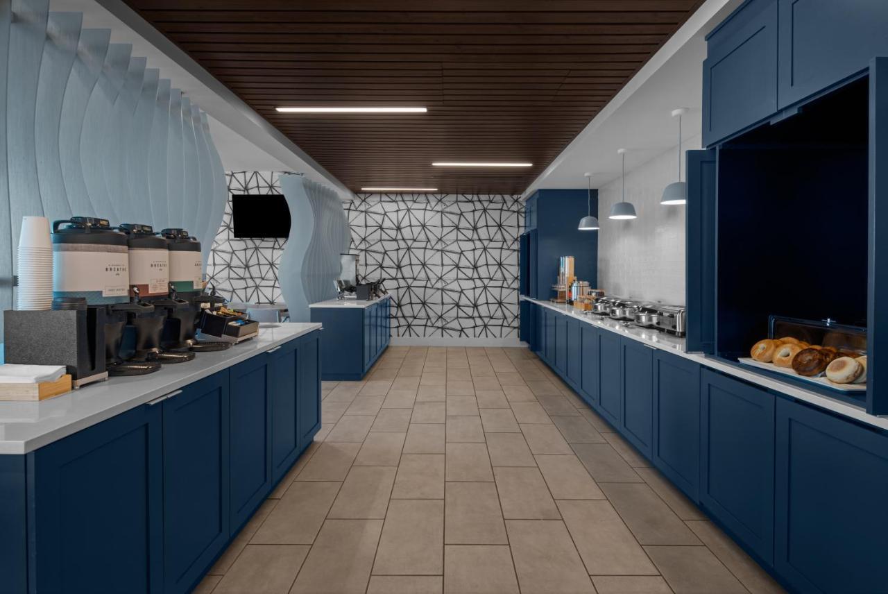 Springhill Suites By Marriott Myrtle Beach Oceanfront Exteriör bild
