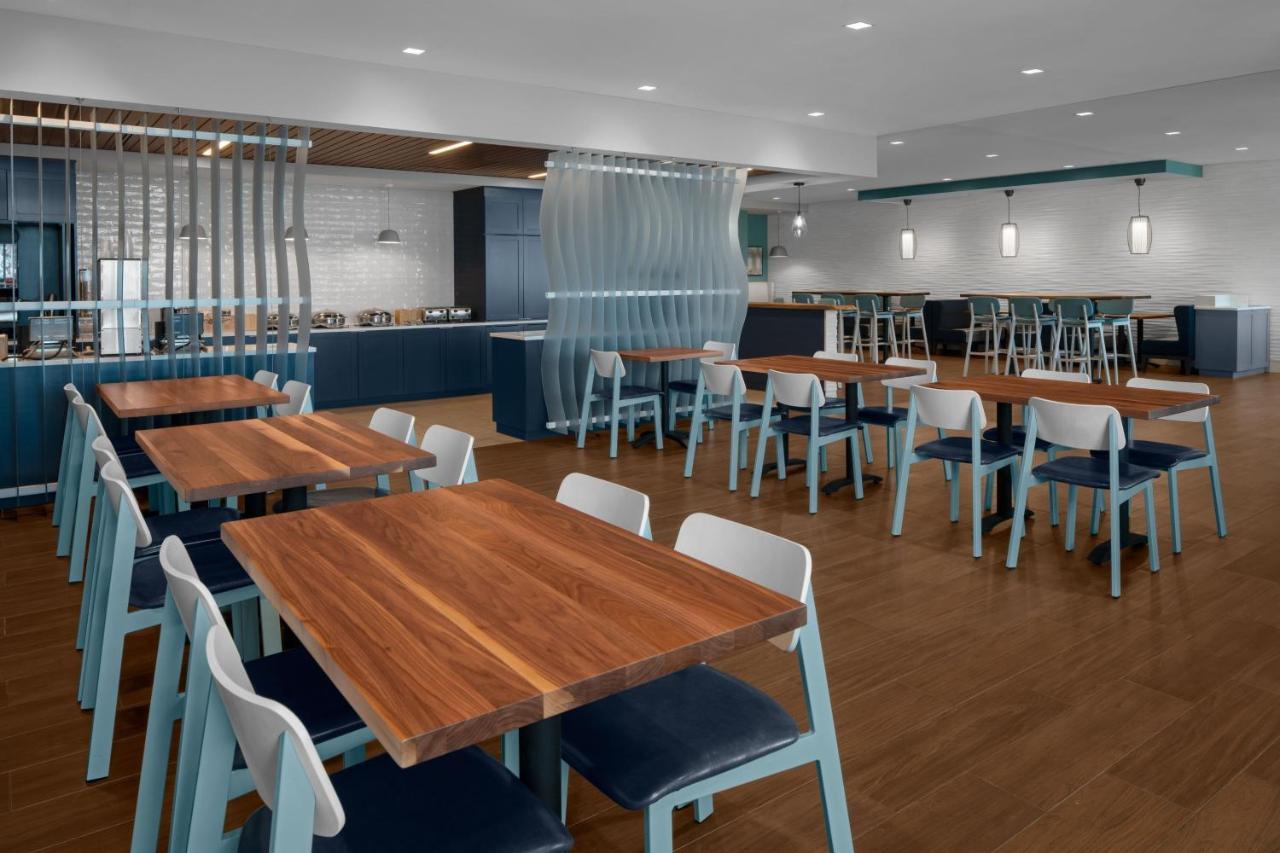 Springhill Suites By Marriott Myrtle Beach Oceanfront Exteriör bild